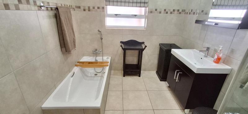 4 Bedroom Property for Sale in Bothaville Free State